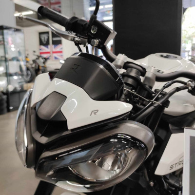 Saut de vent - Street triple R 2023/2024