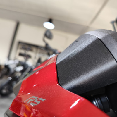 Saut de vent - Street triple RS 2023/2024