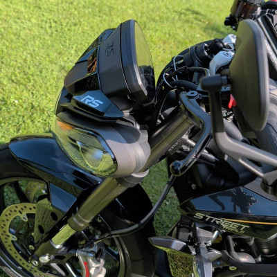 Saut de vent - Street triple RS 2023/2026